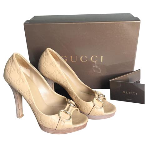 chaussure femme compensée gucci|gucci shoes price original.